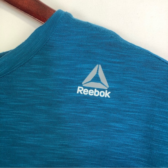 Reebok Athletic Muscle Tee Tank Top Open Back Colorful Stretch Gym Athletic - Picture 3 of 8